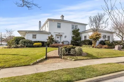 625 Washington Blvd, Long Beach, NY 11561