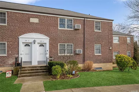 249-33 61st Ave #480, Little Neck, NY 11362