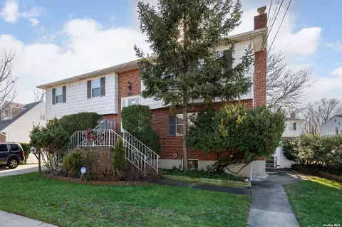 1778 Jerusalem Ave, Merrick, NY 11566