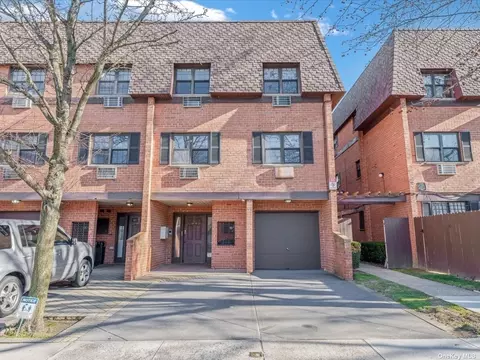 64-19 219th St #3, Bayside, NY 11364