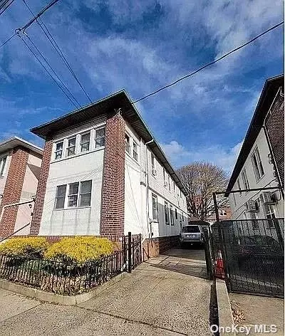 883 70th St, Brooklyn, NY 11228