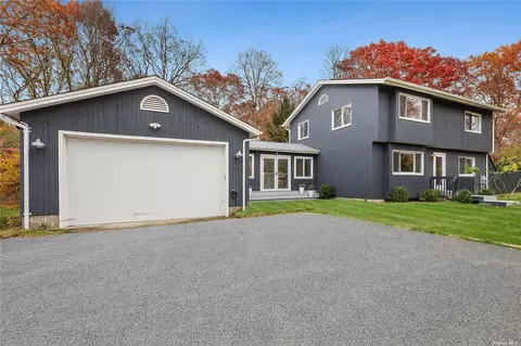 10 Cedar St, East Hampton, NY 11937
