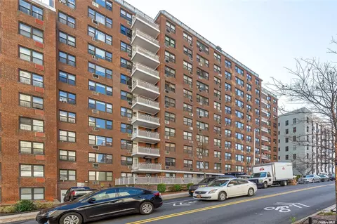 123 40 83 Ave #7C, Kew Gardens, NY 11415