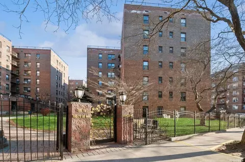 105-07 66 Rd #3G, Forest Hills, NY 11375