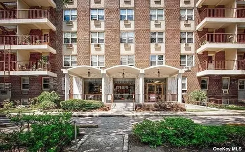 140-55 34th Ave #4D, Flushing, NY 11354