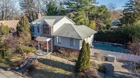 5 Dubois Ct, Sea Cliff, NY 11579