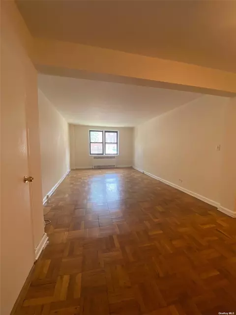 102-17 64 Rd #1B, Forest Hills, NY 11375