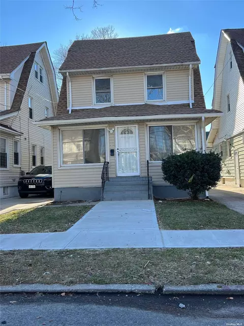 194-08 115th Ave, Saint Albans, NY 11412