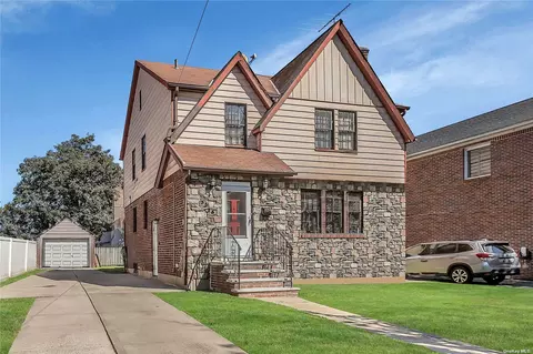 35-15 213th St, Bayside, NY 11361