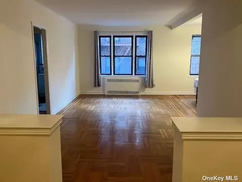 77-11 35 Ave #4E, Jackson Heights, NY 11372