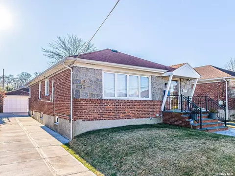 262-36 60th Ave, Little Neck, NY 11362