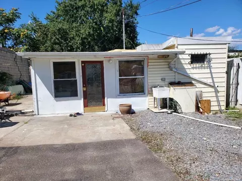 133-30 77th St, Howard Beach, NY 11414
