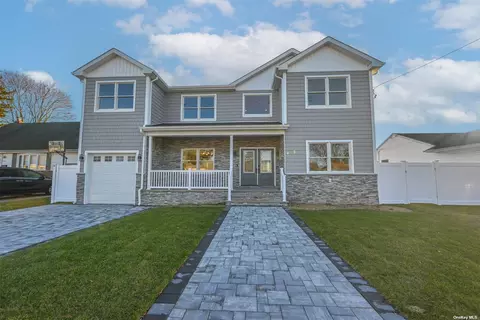2506 Hysler St, East Meadow, NY 11554