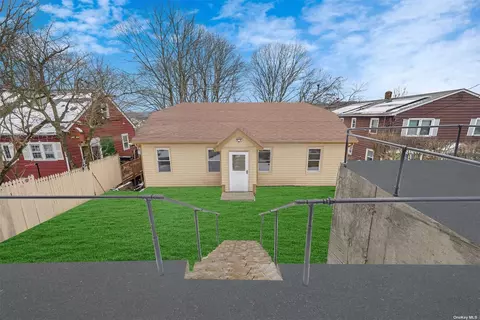 97 Washington Ave, North Castle, NY 10504