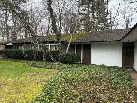 928 Middle Neck Rd # -A, Great Neck, NY 11024