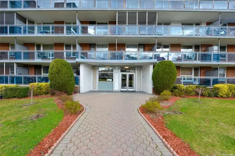 97-37 63 Rd #7C, Rego Park, NY 11374