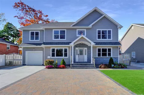 718 Merrick Ave, East Meadow, NY 11554