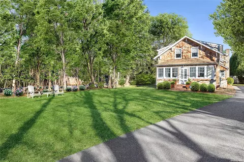172 Newtown Ln, East Hampton, NY 11937