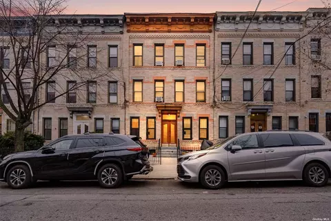 17-19 Stanhope St, Flushing, NY 11385 photo 1