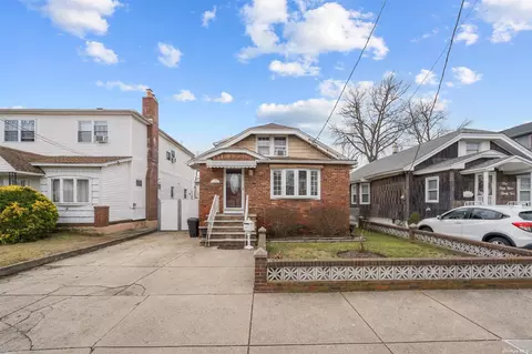 159-36 100th St, Howard Beach, NY 11414