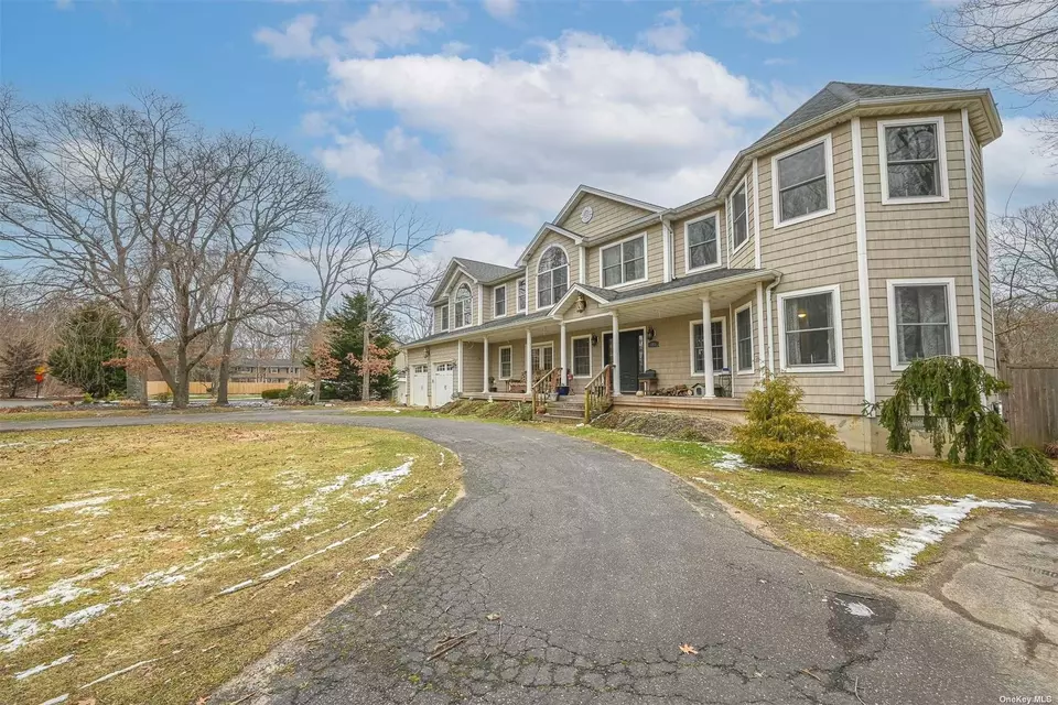 343 Brookville Ave, Islip, NY 11751 29 Photos Movoto