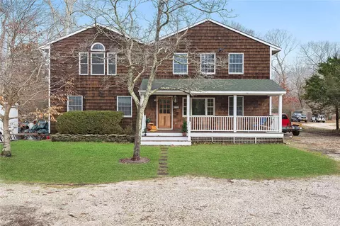151 Neck Path, East Hampton, NY 11937