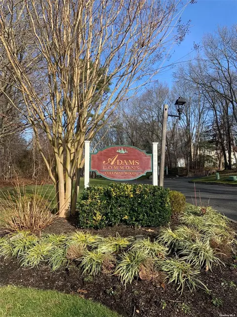 14 Adams Cmns #14, Yaphank, NY 11980