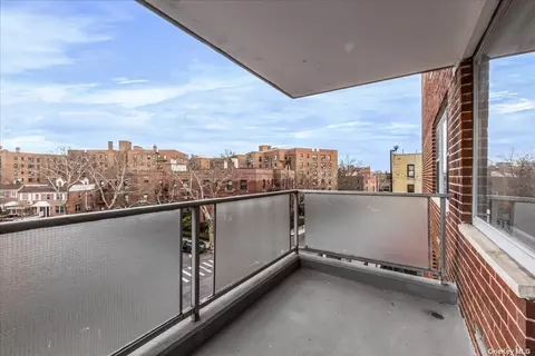 85-15 Main St #5J, Briarwood, NY 11435