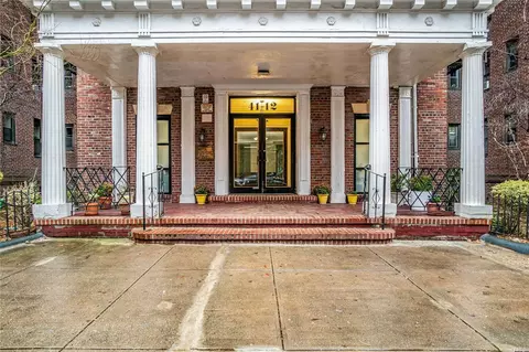 41-12 41st St #5-G, Sunnyside, NY 11104