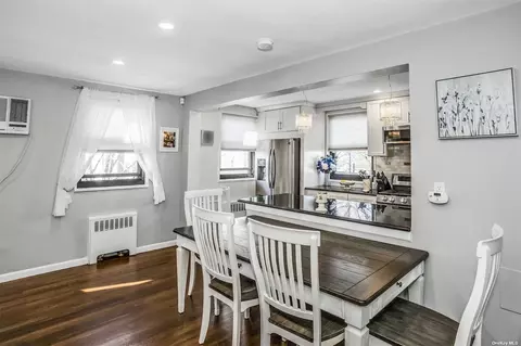 15-41 159th St #1541, Whitestone, NY 11357