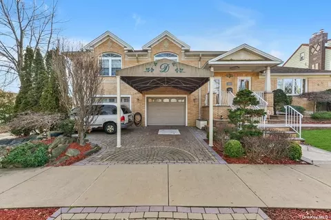 163-68 15th Dr, Whitestone, NY 11357