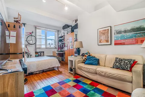 46-01 39th Ave #L-5, Sunnyside, NY 11104