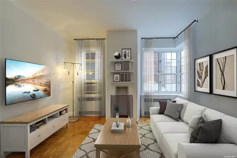 76-36 113th St #2F, Forest Hills, NY 11375