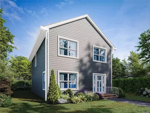 19 Depew St, Huntington, NY 11743