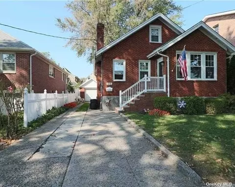 14-50 156 St, Beechhurst, NY 11357