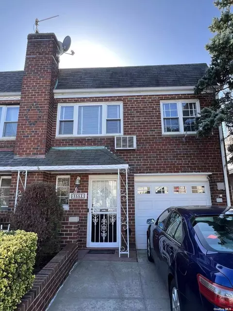 65-52 Maurice Ave, Maspeth, NY 11378