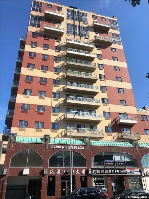 43-18 Main St #11B, Flushing, NY 11355