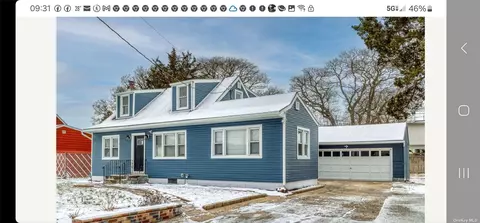 82 Madison St, Amityville, NY 11701