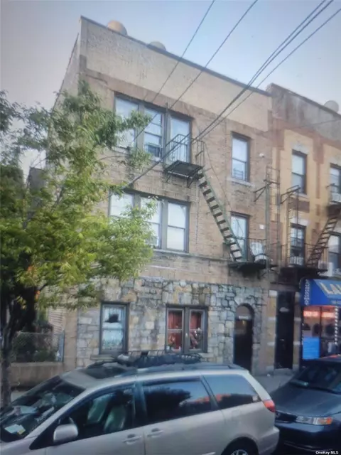 105-04 37 Ave, Flushing, NY 11368 photo 1
