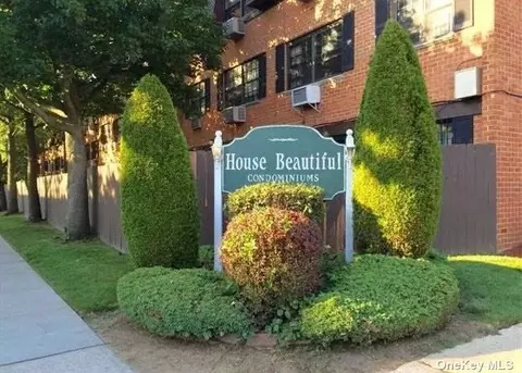 219-58 64th Ave #2, Oakland Gardens, NY 11364