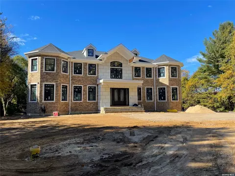 7 Pleasant Ln, Oyster Bay Cove, NY 11771