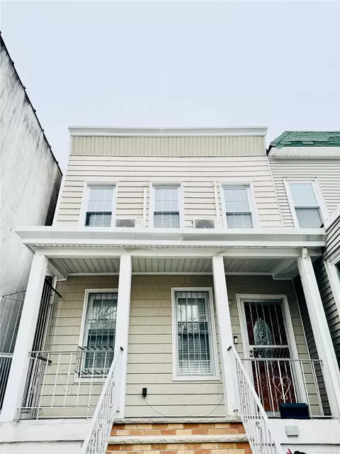 32-14 98th St, East Elmhurst, NY 11369