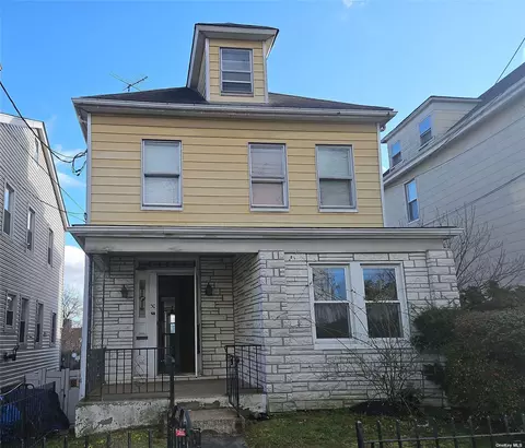 30 Hart Ave, Yonkers, NY 10704