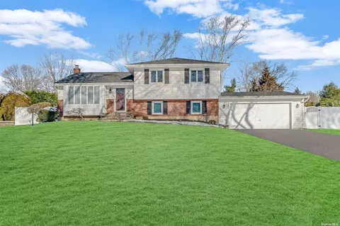 38 N Ketay Dr, East Northport, NY 11731