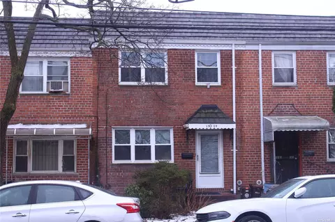 150-04 Booth Memorial Ave, Flushing, NY 11355