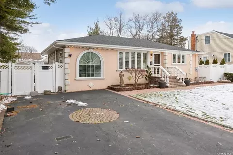 229 Broadway, West Babylon, NY 11704
