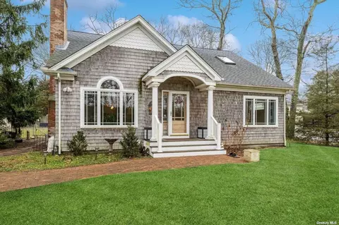 Undisclosed, Mattituck, NY 11952