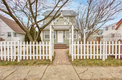 100 Rockmart Ave, Elmont, NY 11003