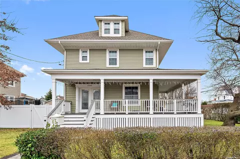 2900 Clark Ave, Oceanside, NY 11572