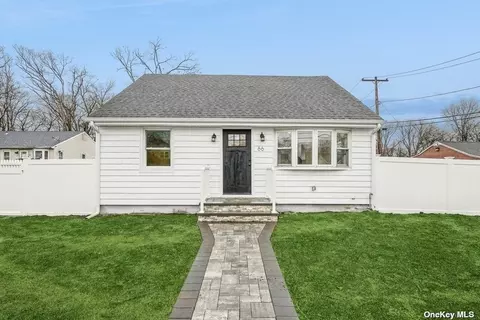 66 Coolidge Ave, Amityville, NY 11701